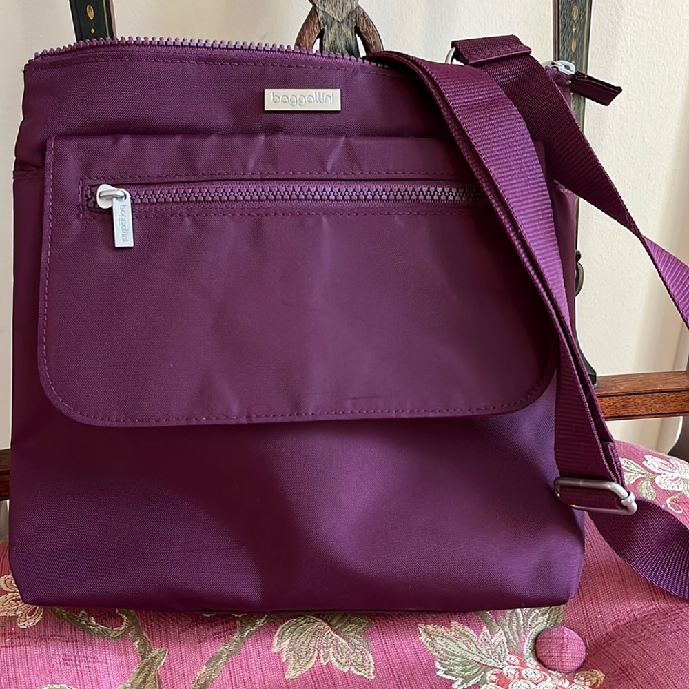 Baggallini Eggplant Crossbody Travel Purse - New with Tags